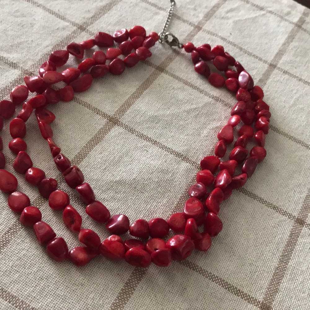Red stone necklace